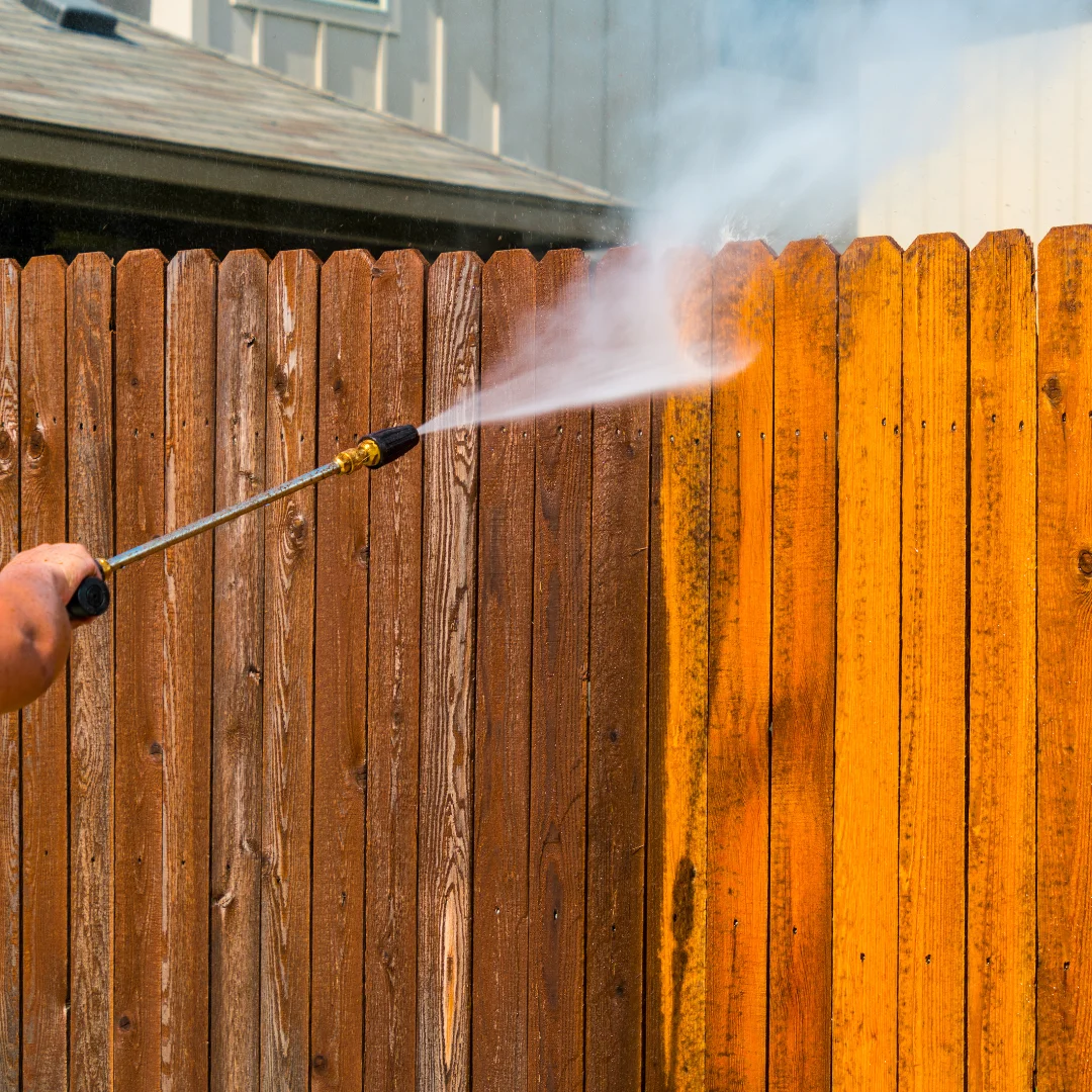 wood fencing cleaning